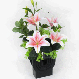 ดอกลิลลี่ประดิษฐ์ในแจกัน